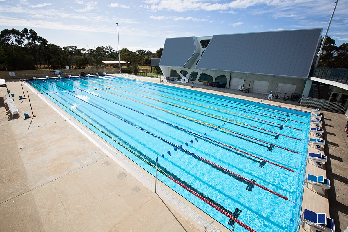 Perth HPC outdoor 8 lane pool
