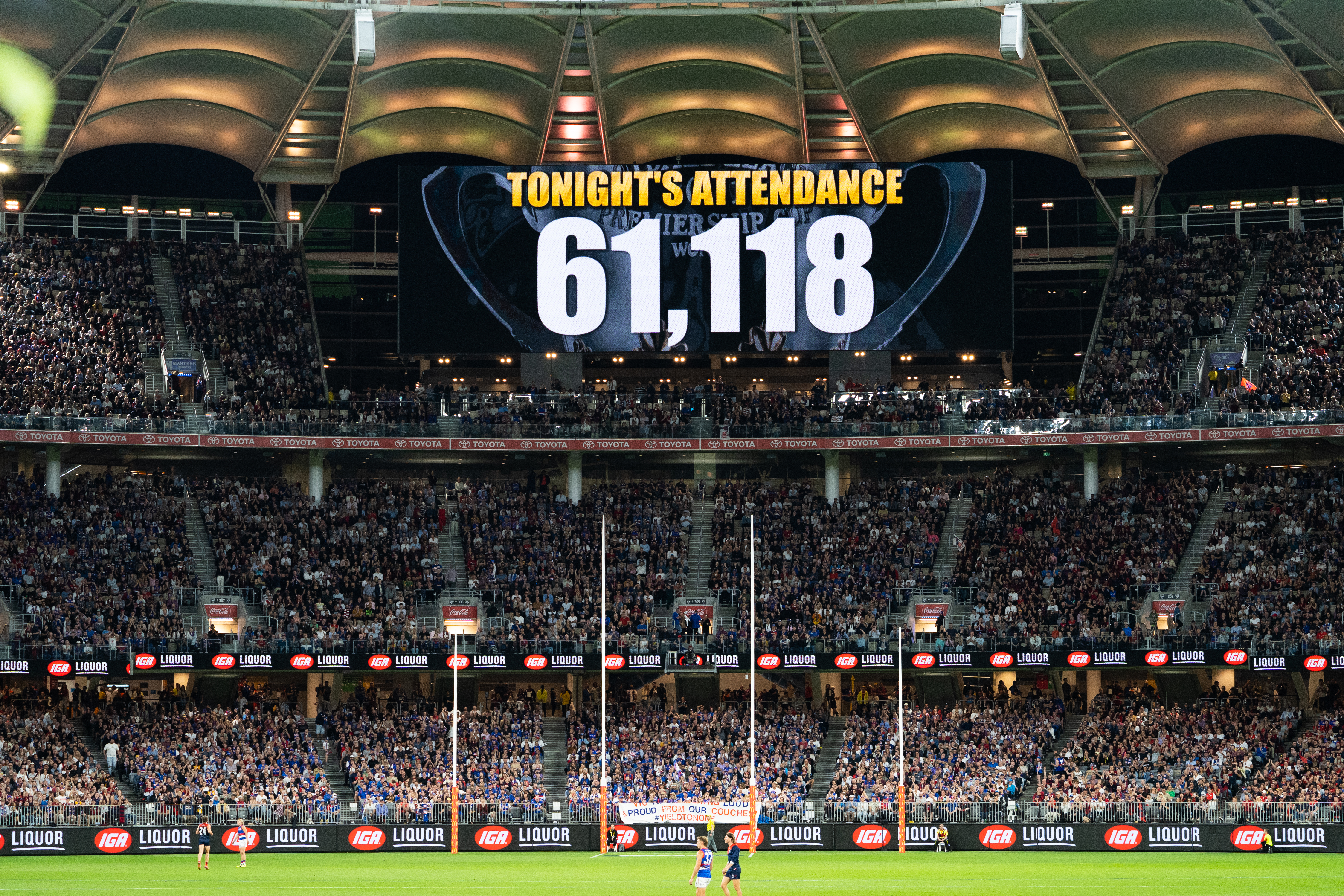 A photo of the super screen at Optus Stadium